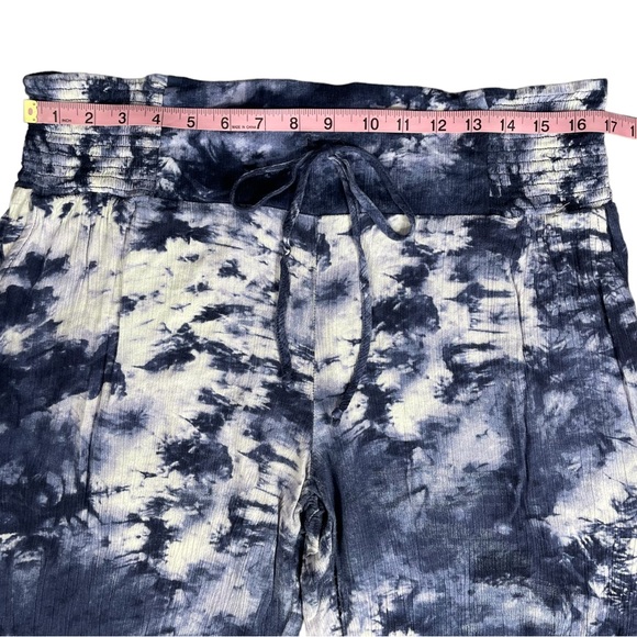 Peace & Pearls size Xl blue & white fireworks tie dye crinkly wide leg pants - Picture 9 of 14